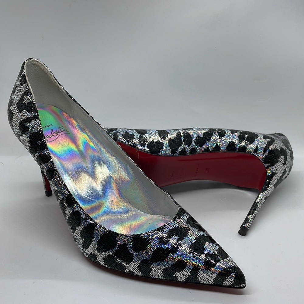 Hallographic leopard print Louboutin (38)